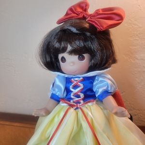 SIGNED Linda Rick collectable Precious Moments classic Snow White